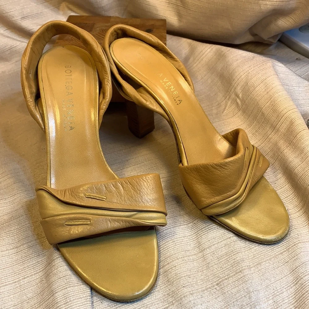 Bottega Veneta super soft leather sling back heels